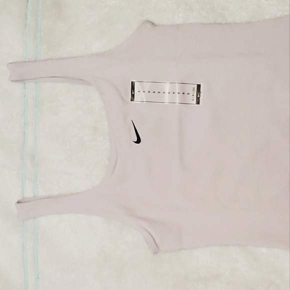Nike Sportswear Essential Cami Tank in size small - Picture 5 of 8